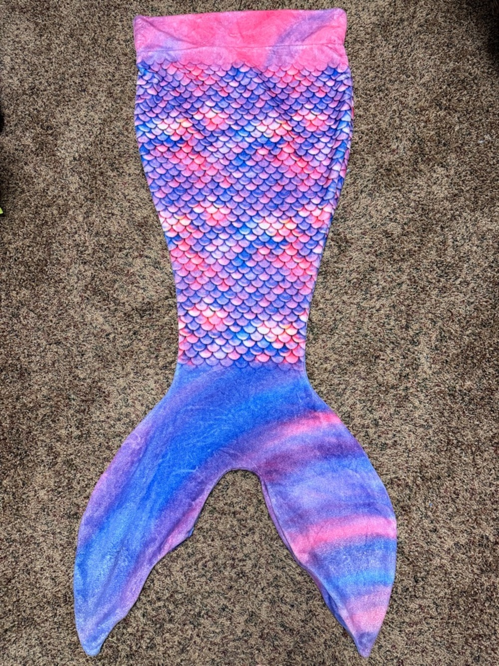 Mermaid Tail Plush Throw Blanket - Pink & Purple